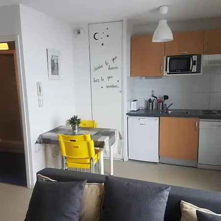 Cosy Pour 4 Pers Avec Kitchenette, Parking Et Casier A Skis A - Fr-1-602-112 Apartamento *